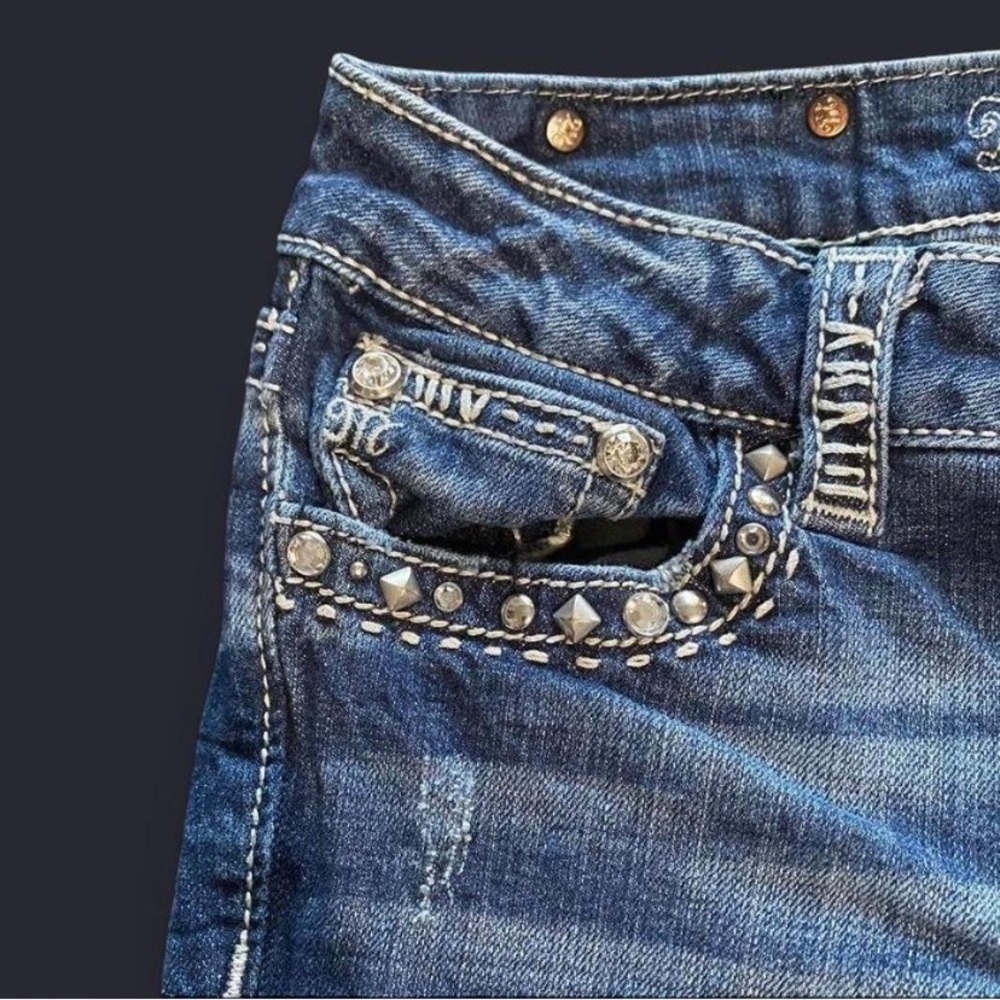 Women's Miss Me Jean’s - Picture 6 of 6